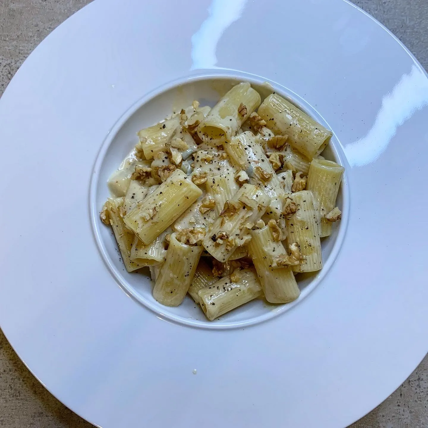 Risotto crémeux à la carotte et curcuma, cuisine de saison fait-maison